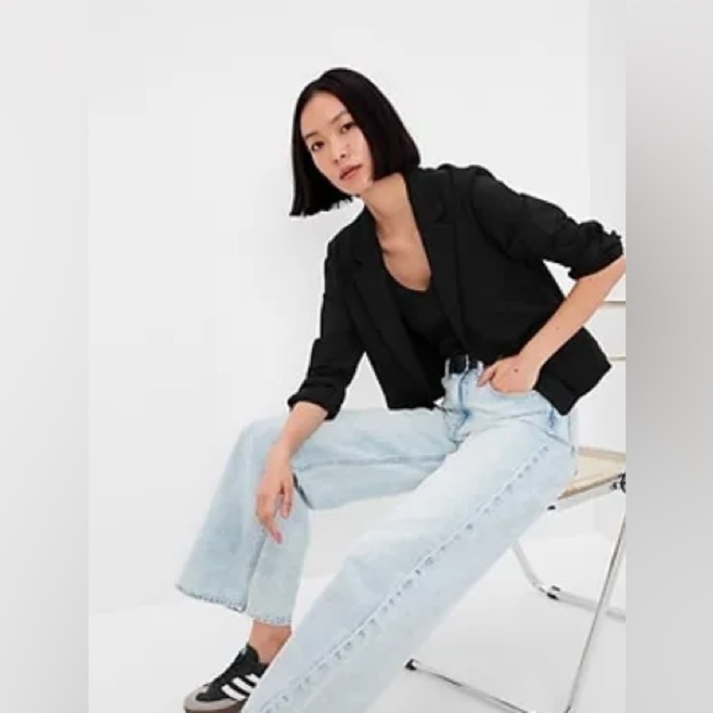 Gap ponte cropped black blazer